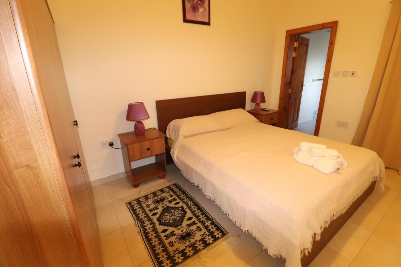 Apartament The Sea Just Across The Road - Flat 3 San Pawl il-Baħar Zewnętrze zdjęcie